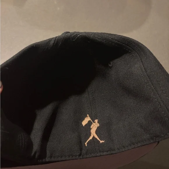 BaseBallism Black drooling Dog Embroidered Cap fitted 7 3/8 never worn - Picture 3 of 10